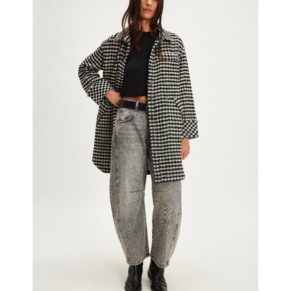 🆕 FREE PEOPLE We The Free Get Around Houndstooth Shirt / Black + White - Picture 2 of 6